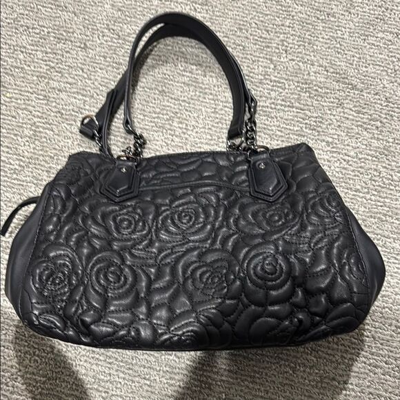 Vera Wang Black Embossed Shoulder Bag - Picture 3 of 3